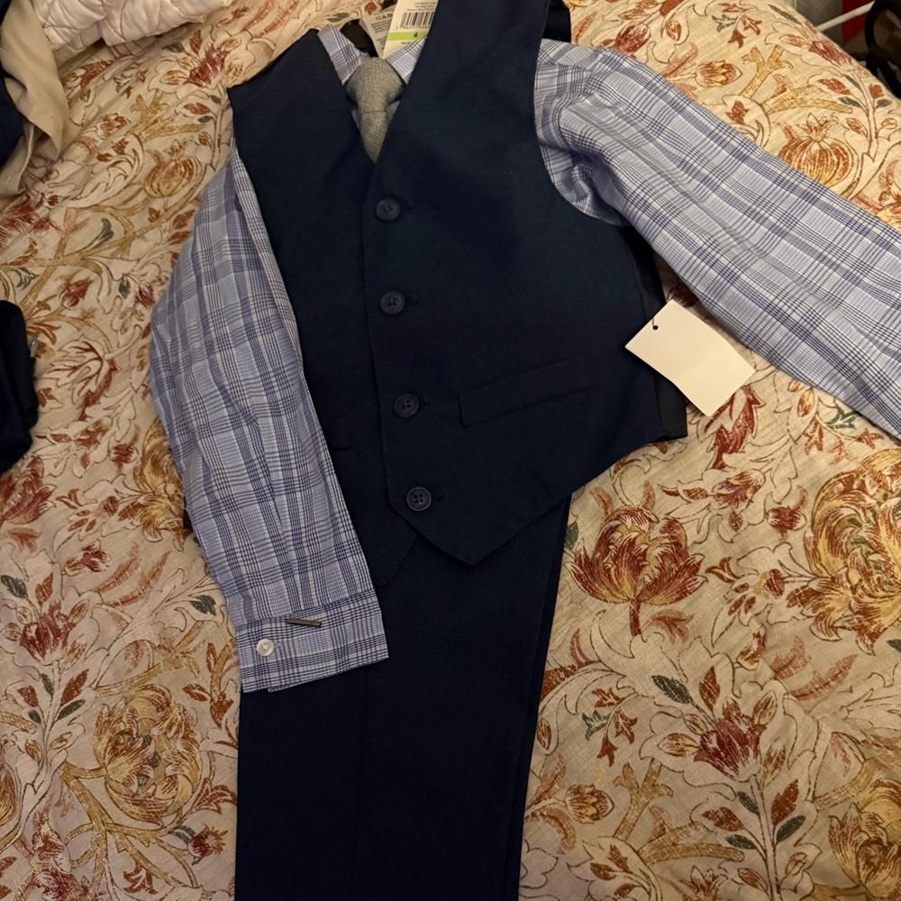 Calvin Klein 4 piece set Dark Blue with Vest and Light Blue Plaid Shirt
